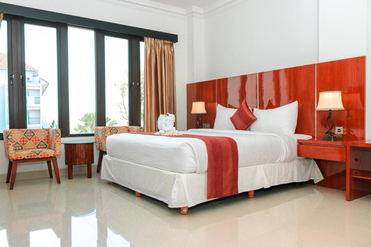 Argya Santi Suite And Villas Семиняк Екстериор снимка